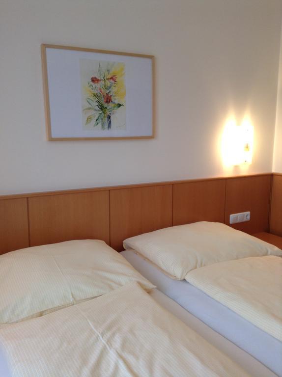 Leonsteinerhof Bed & Breakfast 部屋 写真