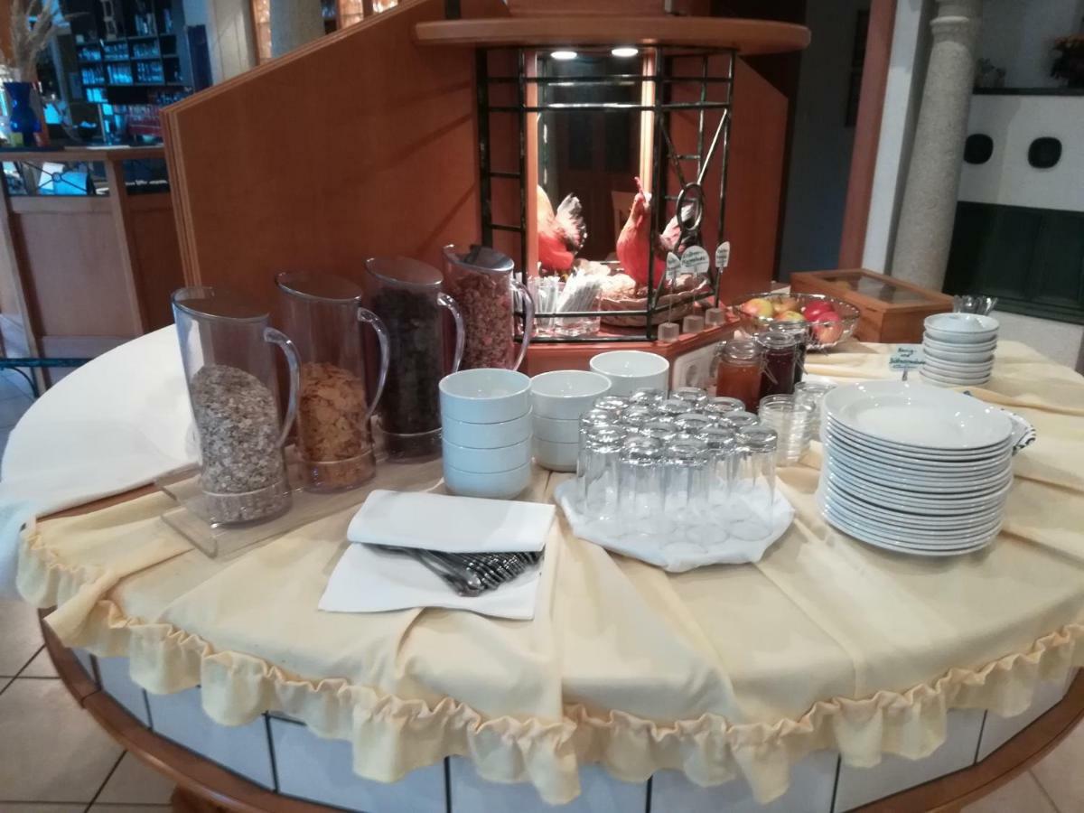 Leonsteinerhof Bed & Breakfast エクステリア 写真